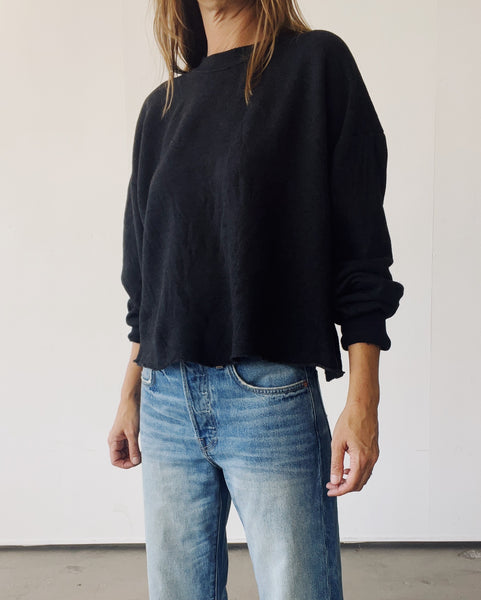 The Boxy Crop Sweatshirt Black