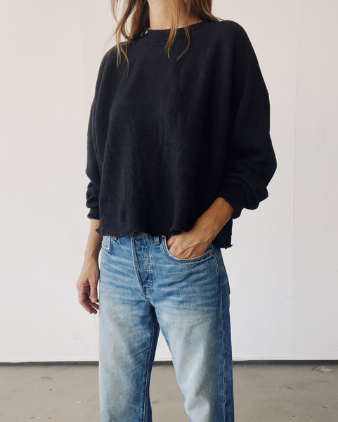 The Boxy Crop Sweatshirt Black