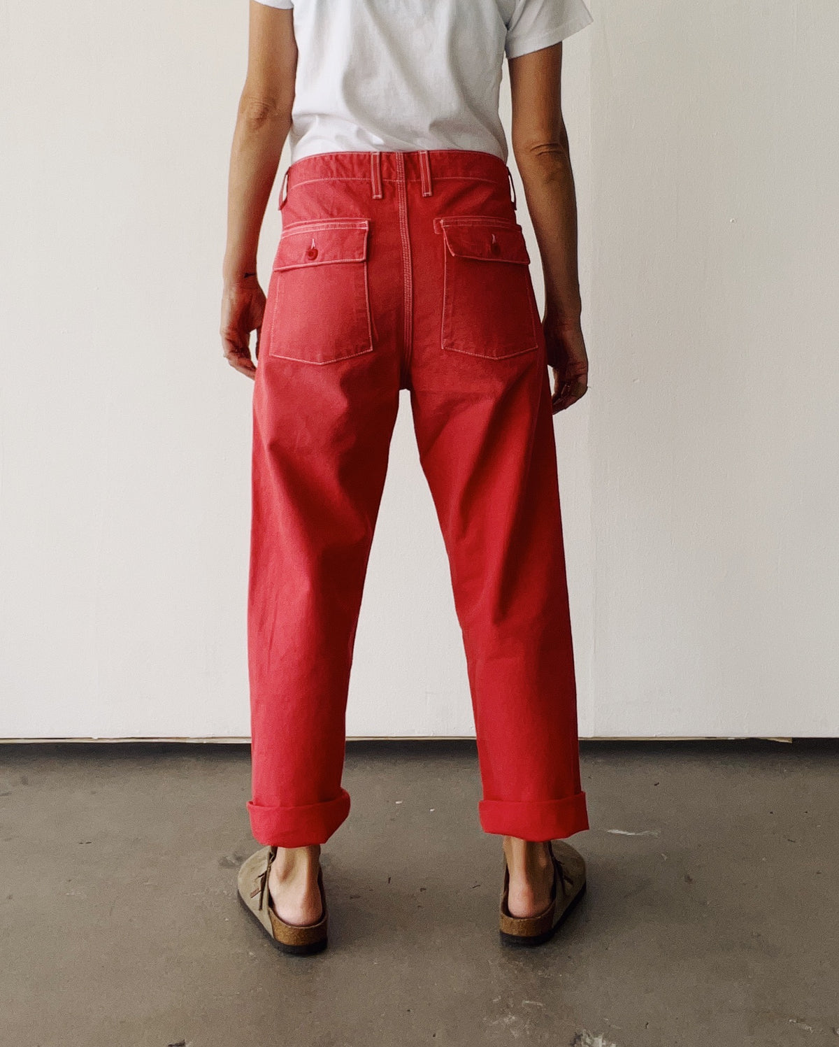 The Officer Pant Faded Red