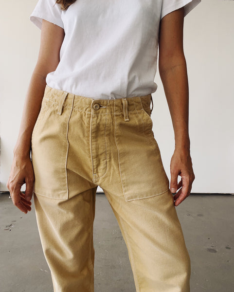 The Officer Pant Sand