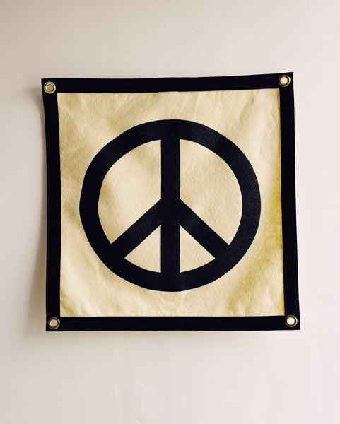 Hey Gang x Oxford Pennant Peace Sign Natural